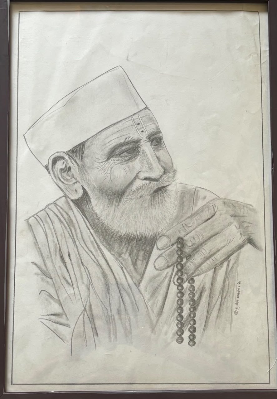 Pencil portrait of an elder holding a rosary